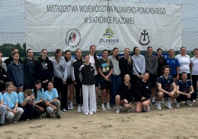 Podwójny sukces juniorek Jokera Świecie na plaży