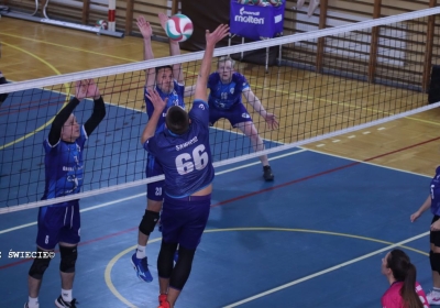 Tuzin zwycięstw na koncie CeDeKa Volley Świecie. Gmina Łubianka bez szans [ZDJĘCIA]
