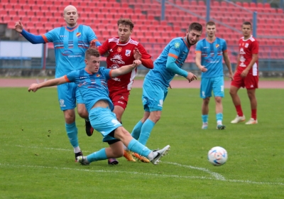 Wda Świecie ograła w derbach Pomorzanina Serock. Zdecydował gol w 92. minucie [ZDJĘCIA]