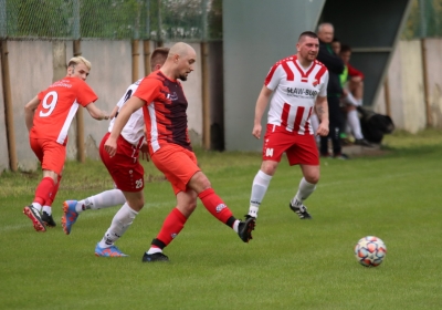 Strażak Przechowo zremisował w B klasie z Wisłą Nowe [ZDJĘCIA, WIDEO]