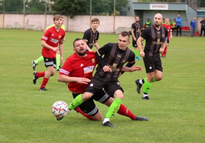 Piaski Bydgoszcz i Strażak Przechowo zagrają o mistrza jesieni