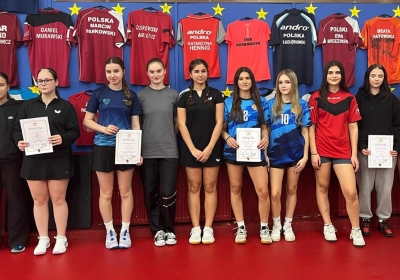 Tenisistki stołowe z „Białego” drugie w półfinale „Licealiady”