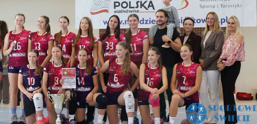 Młodziczki Jokera Świecie grały w maratonie w Łebie. Zajęły 2. miejsce