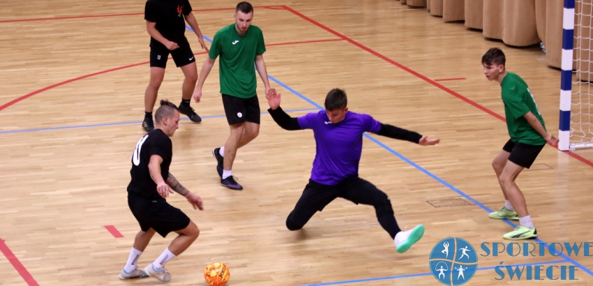 Stalex Liga. Premierowe wygrane Feniks Futsal Team i Śródmieścia Grudziądz [ZDJĘCIA]