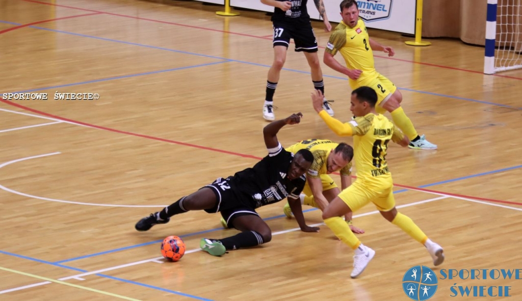 Niespodzianka w Świeciu. Pantery ograły We-Met z Kamienicy Królewskiej [ZDJĘCIA]