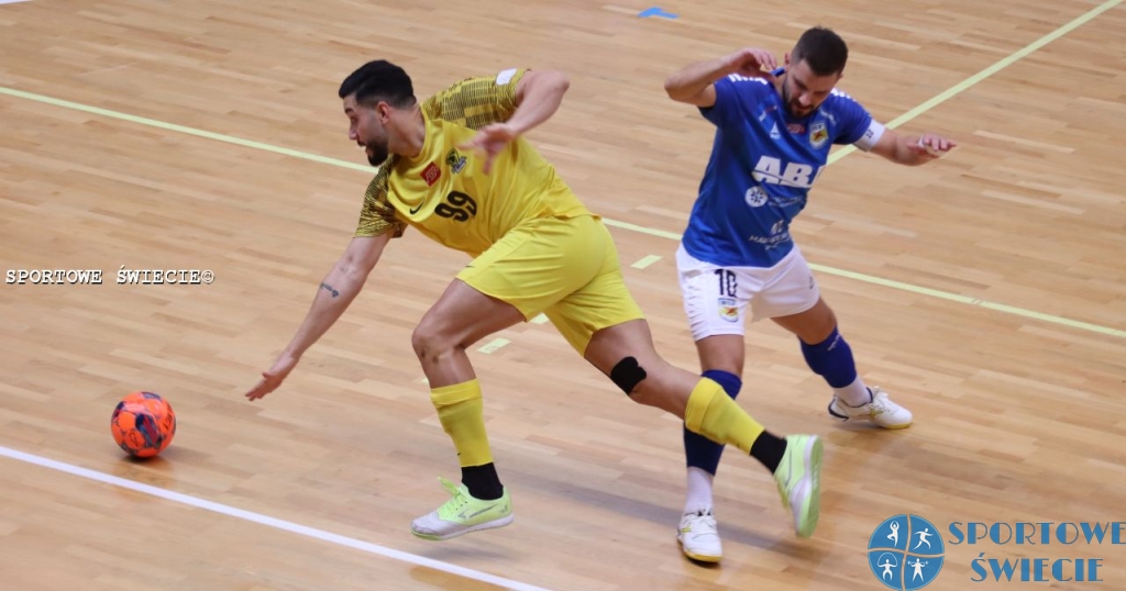 Ładny skok w tabeli Świeckich Panter. Czołówka bez zmian [WIDEO]