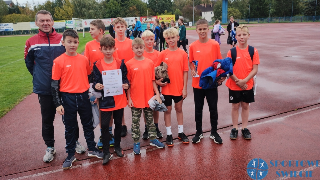 Igrzyska Dzieci. Mistrzowskie sztafety z SP nr 2 Nowe i SP Świekatowo 