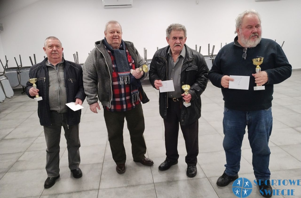 Zbigniew Pacholski wygrał lutowy turniej baśki w Świeciu