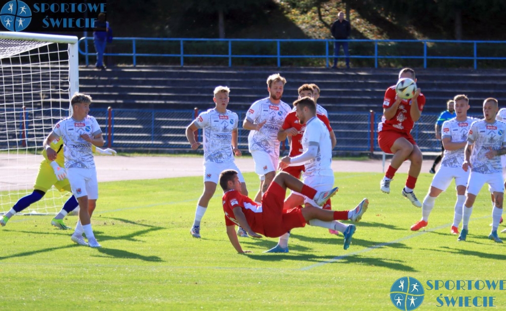 Wda Świecie ograła beniaminka z Rewala. Długo wyczekiwany gol Michała Kalitty [ZDJĘCIA]