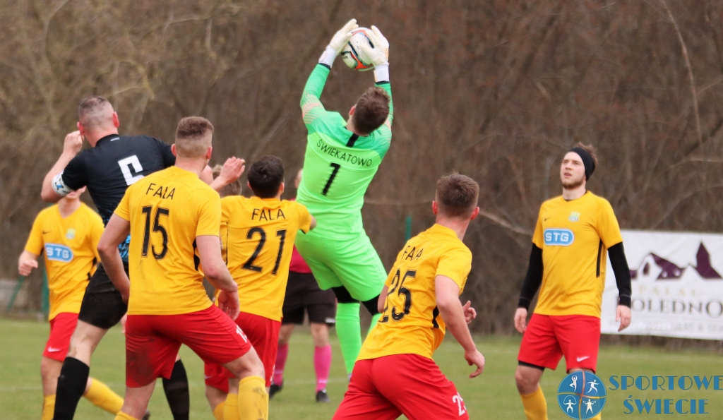 Fala Świekatowo lepsza w derbach od Gromu Osie. „Zabójczy” ostatni kwadrans