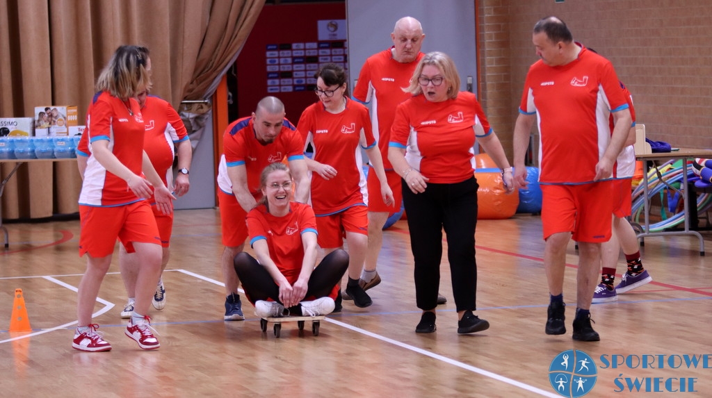 Sport łączy ludzi. To była olimpiada na wesoło [ZDJĘCIA]