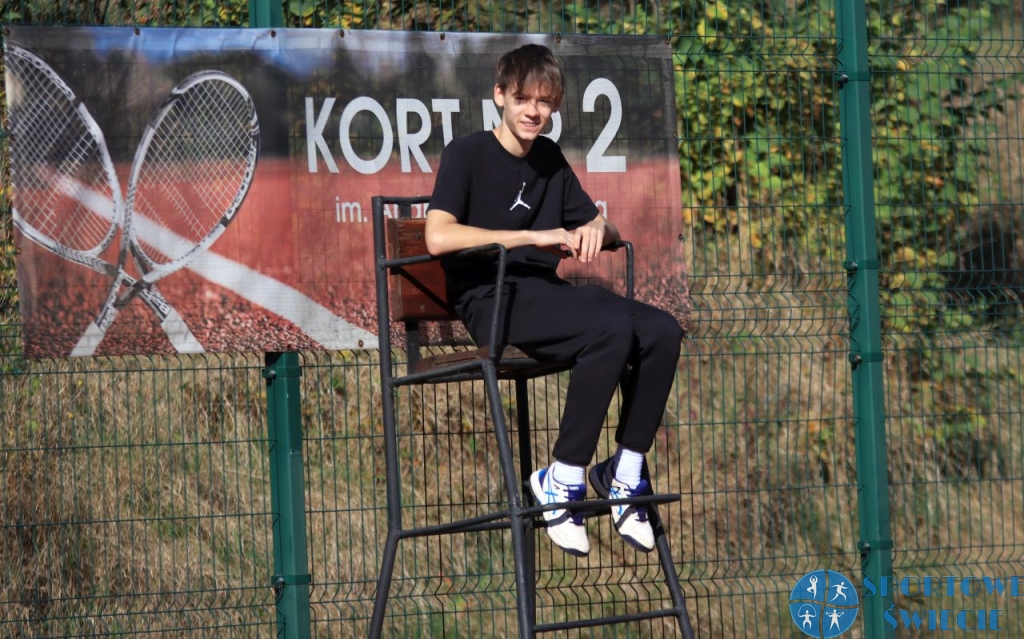 Mateusz Szuster wygrał ostatni turniej tenisa ziemnego w tym roku w Świeciu [ZDJĘCIA]