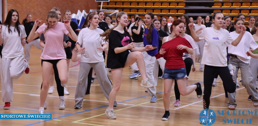 Uśmiechy i energia - „Biały” znów zachęcał młodzież do aktywności [ZDJĘCIA]