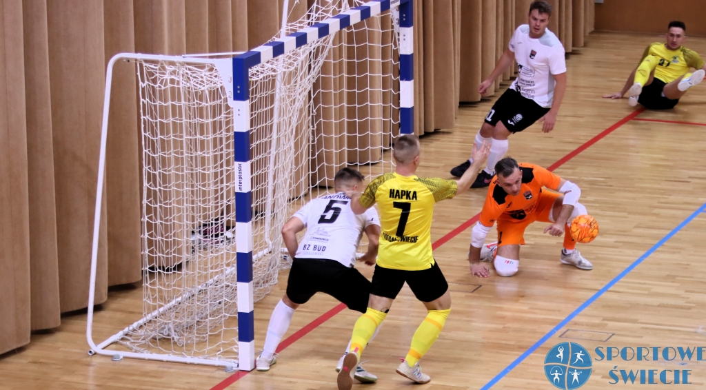 Futsal Świecie ograł Team Lębork. Hat-trick Jakuba Hapki [ZDJĘCIA]