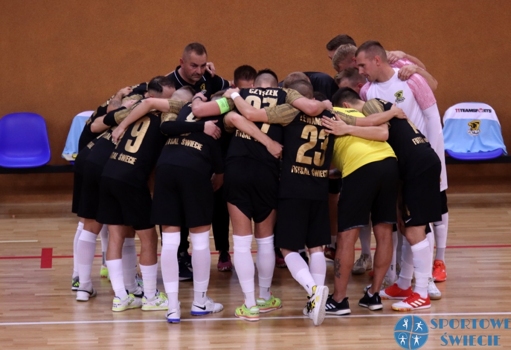 Futsal Świecie nadal czwarty w tabeli
