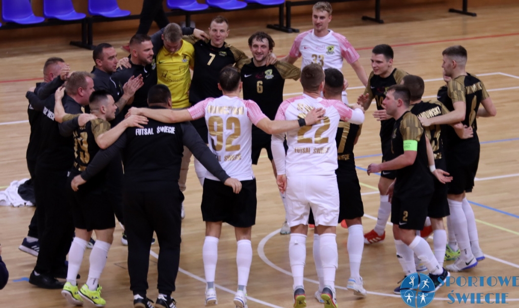 Ostatki, ostatki - zobacz jak Pantery obroniły fotel lidera I ligi PLF [WIDEO]