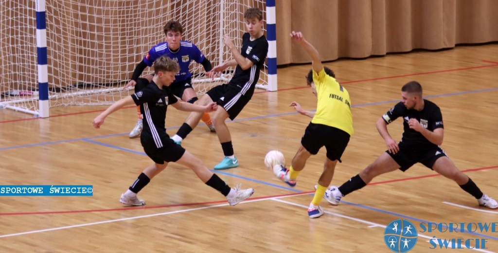 Juniorzy Futsalu Świecie podzielili się punktami z TAF Toruń [ZDJĘCIA]
