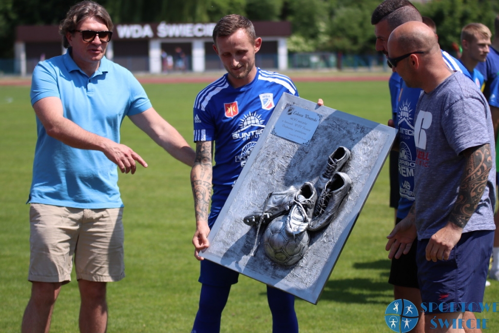Jubileusz kapitana uhonorowany victorią, Wda w końcu ograła Chemika Bydgoszcz [ZDJĘCIA]