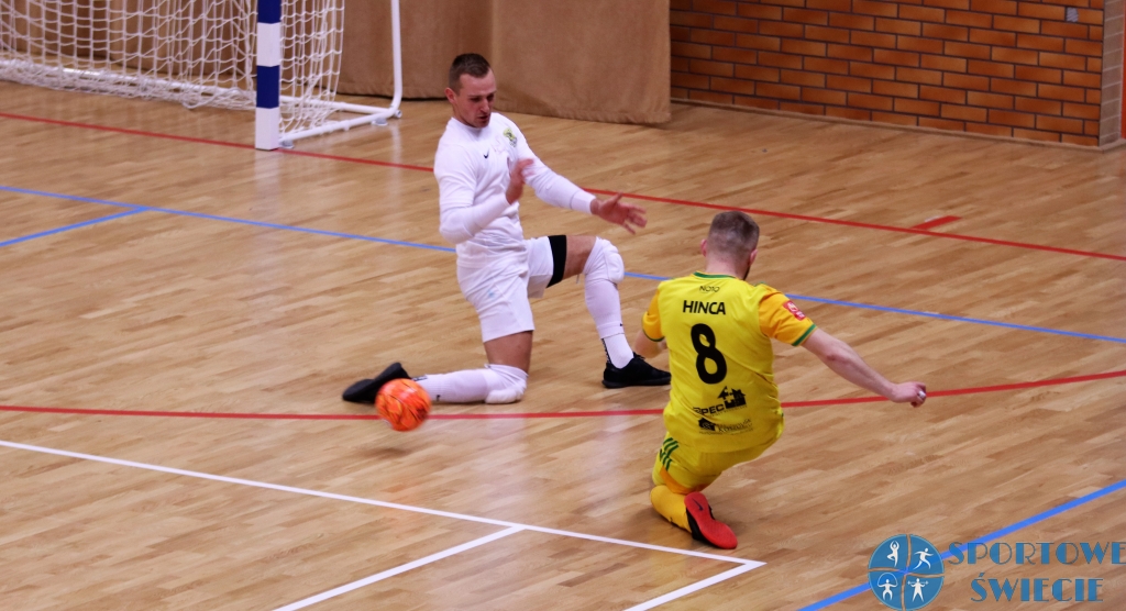 Emocje w Sierakowicach. Nieuznany gol i Futsal Świecie przegrał hit kolejki