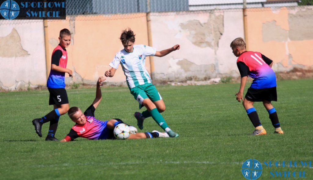 Trampkarze młodsi Strażaka Przechowo przegrali z Tarpanem Mrocza [ZDJĘCIA]