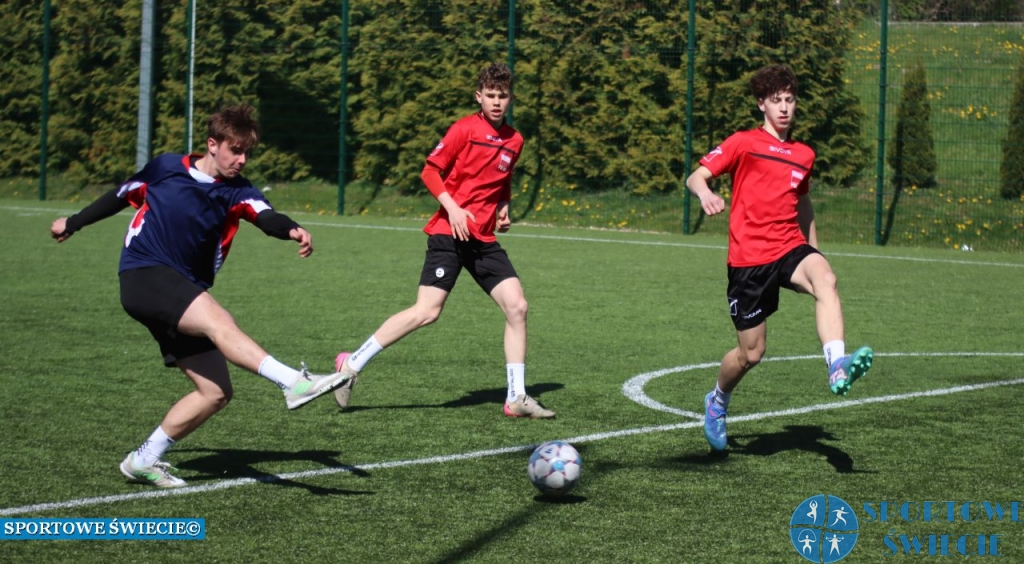 I LO Świecie trzecie w półfinale wojewódzkim „Liceliady” [ZDJĘCIA]