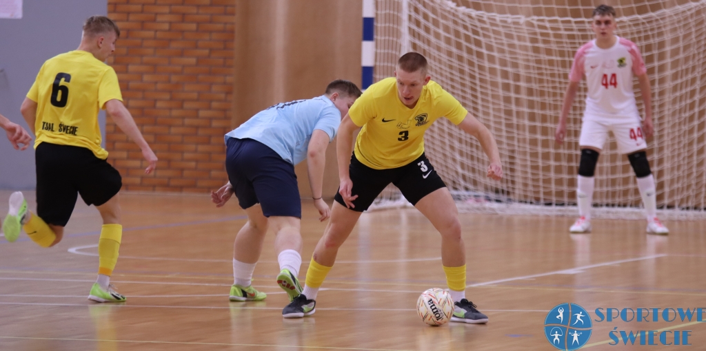 Juniorzy Futsalu Świecie 1. rundę zakończyli porażką z zespołem ze Starogardu Gd. [ZDJĘCIA]