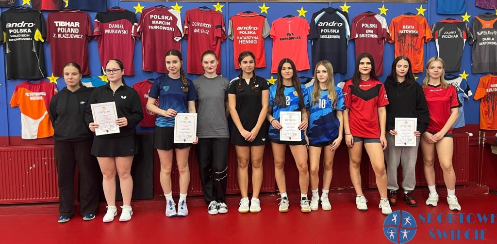 Tenisistki stołowe z „Białego” drugie w półfinale „Licealiady”